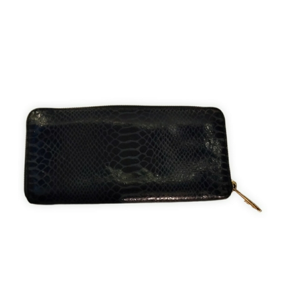 Michael Kors Snakeskin Wallet - Picture 2 of 4